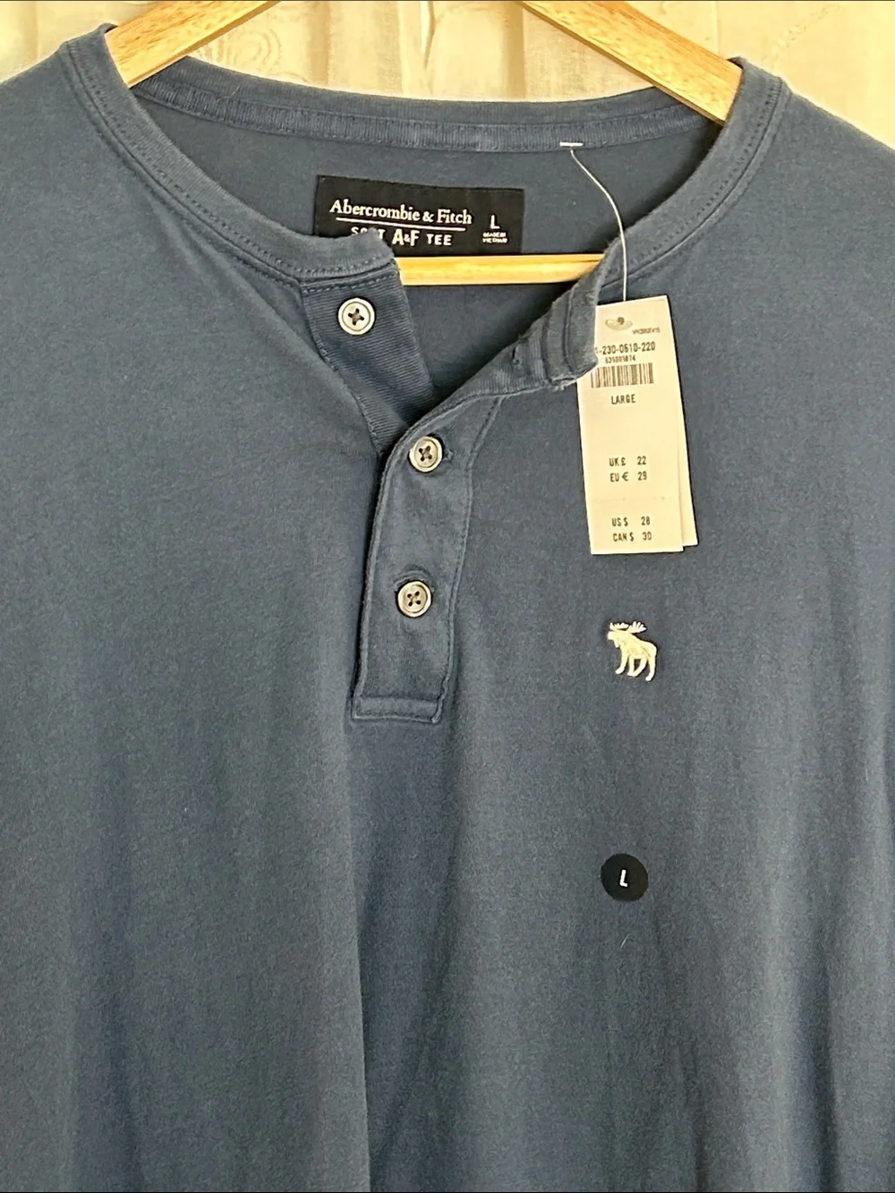 NWT Abercrombie & Fitch Blue Henley Long Sleeve Men's Large Shirt